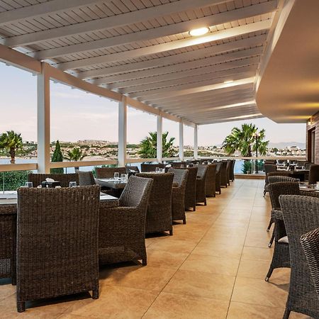 La Quinta By Wyndham Cesme Hotel Izmir Bagian luar foto