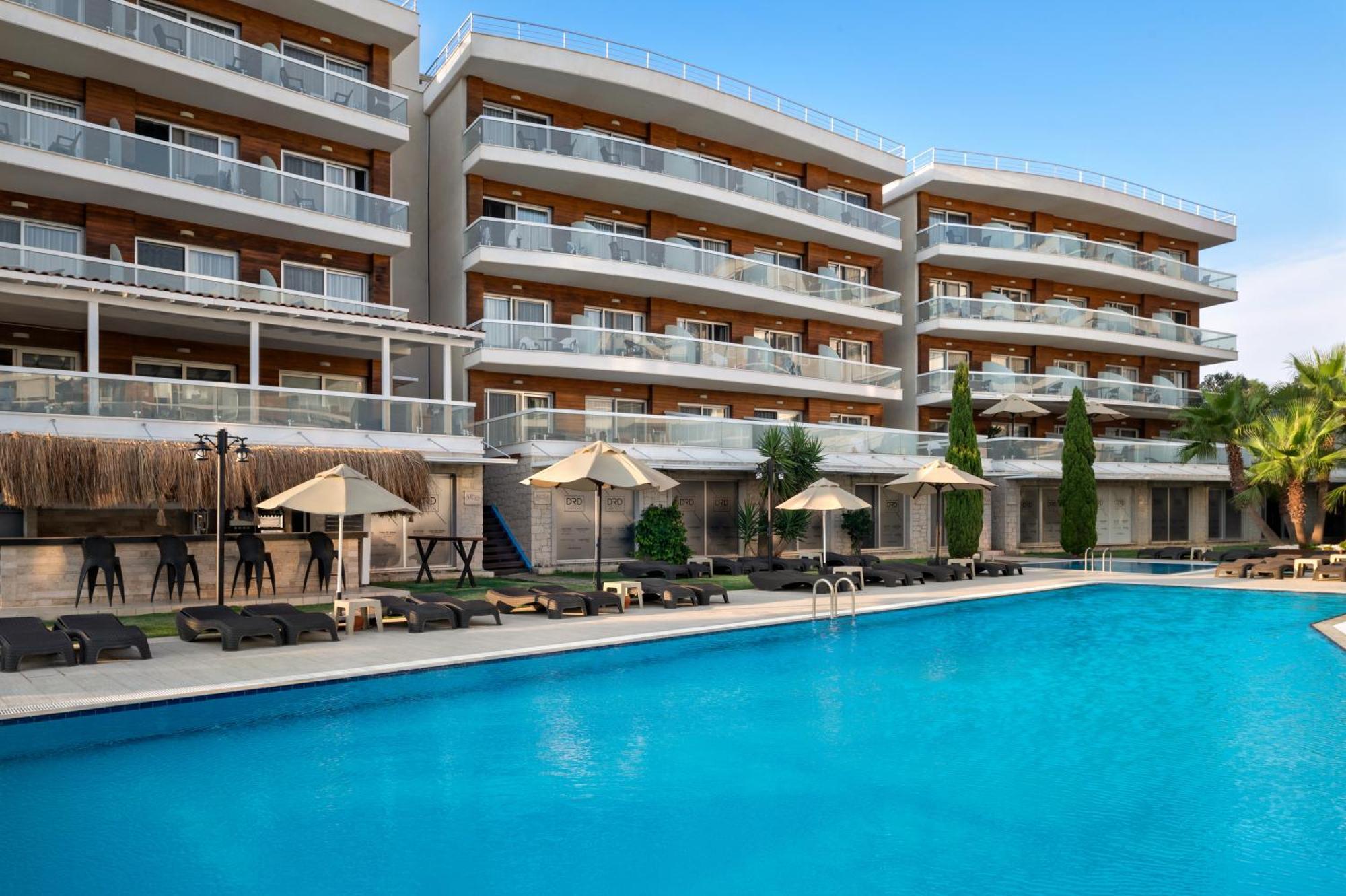 La Quinta By Wyndham Cesme Hotel Izmir Bagian luar foto