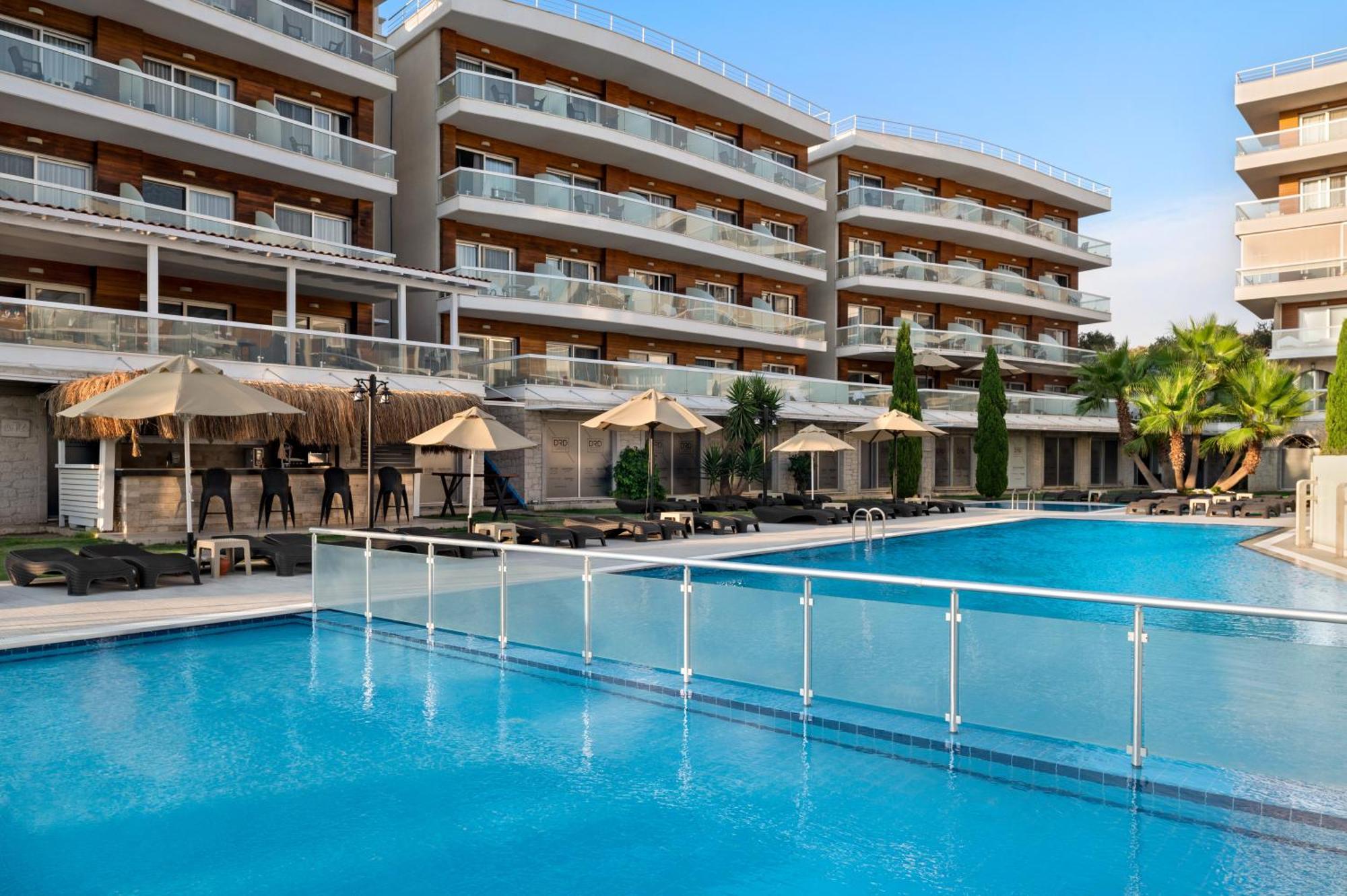 La Quinta By Wyndham Cesme Hotel Izmir Bagian luar foto
